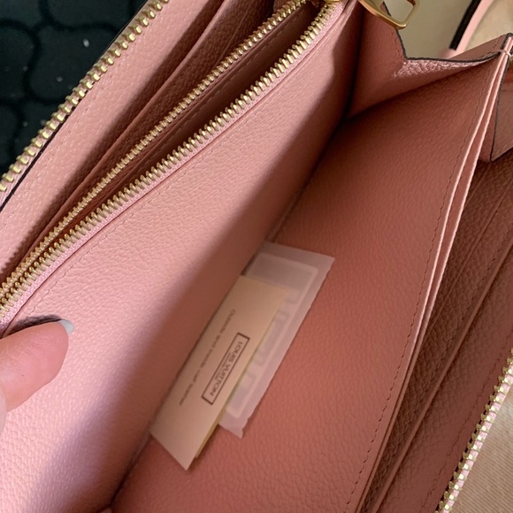 Sold Rare Louis Vuitton Rose Ballerine Zippy - Picture 7 of 13